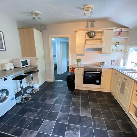 Cottage Style 2 Bedroom Apt In City, Near Utilita Arena & Free Parking Birmingham Eksteriør billede