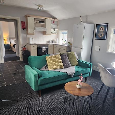Cottage Style 2 Bedroom Apt In City, Near Utilita Arena & Free Parking Birmingham Eksteriør billede